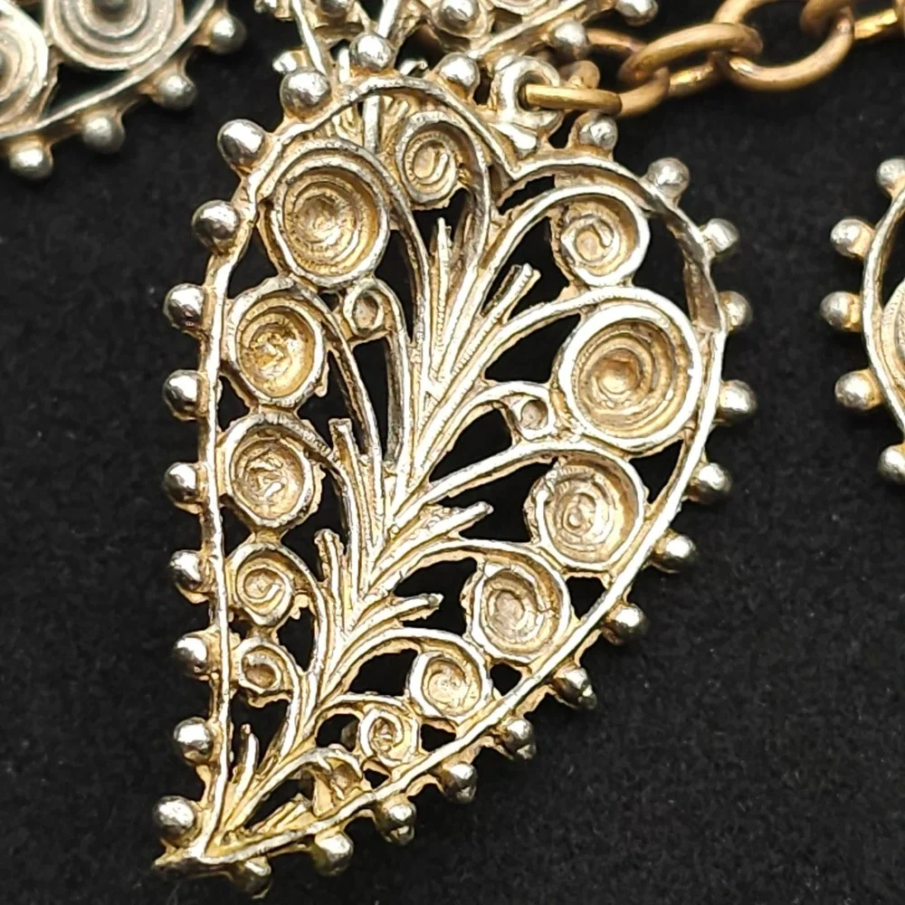 Vintage Filigree Dangle Leaf Brooch Statement‎ Nature Gold & Silver Tone Ornate
